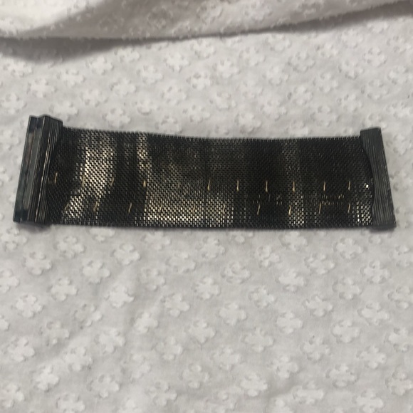 Cynthia Desser Wide Magnetic Closure Bracelet - Picture 4 of 12